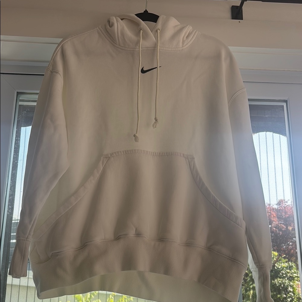 Nike Men's White Hoodie Sweater